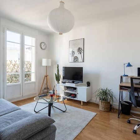 Gaspar - 2 Pieces Au Dernier Etage Avec Balcon Boulogne-Billancourt Exterior foto